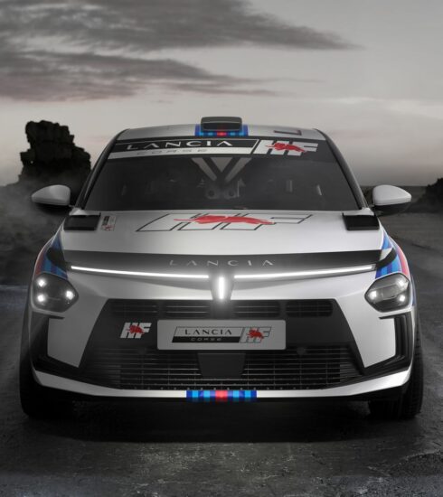 Lancia dévoile l'Ypsilon Rally 4 HF et revient en Rallye