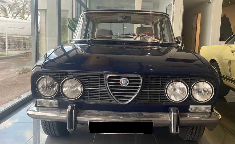 ALFA ROMEO 2000 GT VELOCE